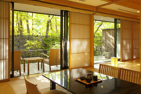 藤七温泉　彩雲荘