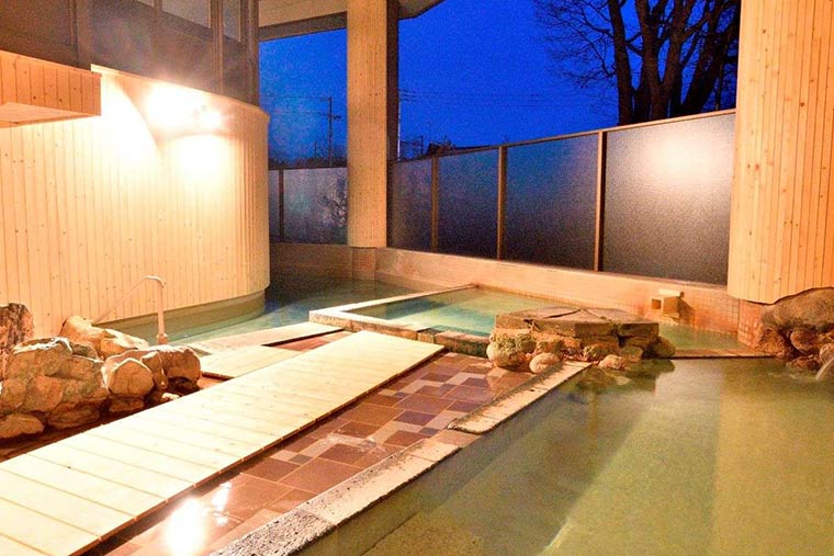 お宿　欣喜湯（旧：川湯ホテルプラザ）