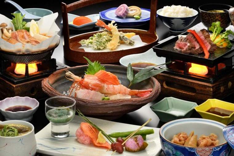 お宿　欣喜湯（旧：川湯ホテルプラザ）