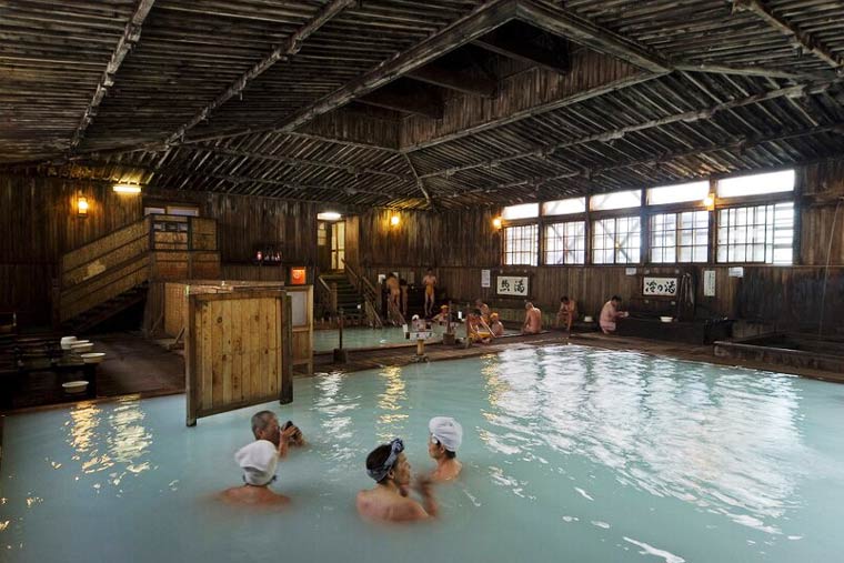 酸ヶ湯温泉旅館