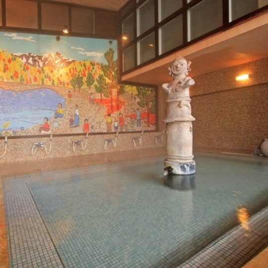 上牧温泉 人気の貸切風呂と炭火山里料理の宿 辰巳館　はにわ風呂