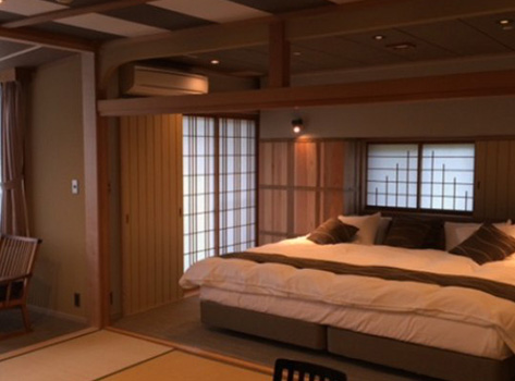 上牧温泉 人気の貸切風呂と炭火山里料理の宿 辰巳館