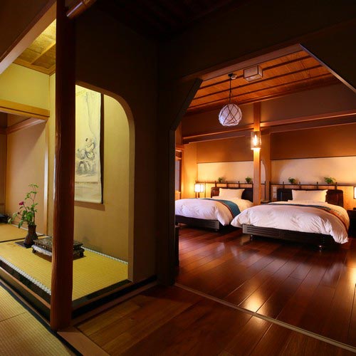 湯田中温泉　よろづや