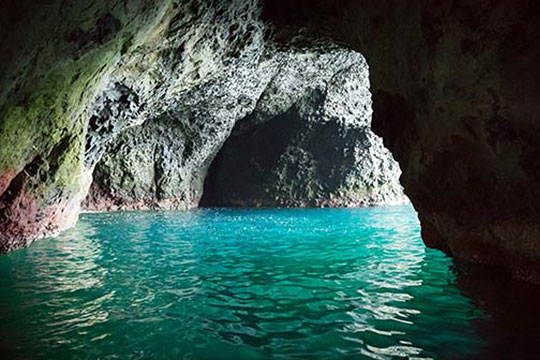 青の洞窟