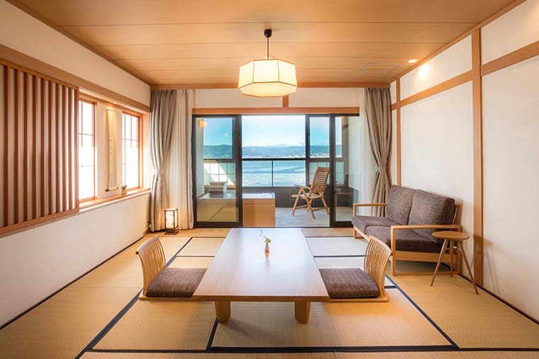 寛ぎの諏訪の湯宿 萃sui‐諏訪湖