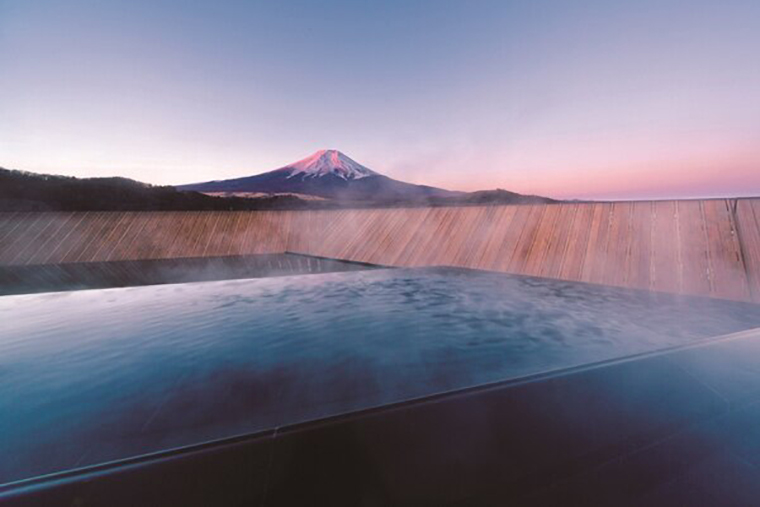 庭園と感動の宿　富士山温泉　ホテル鐘山苑