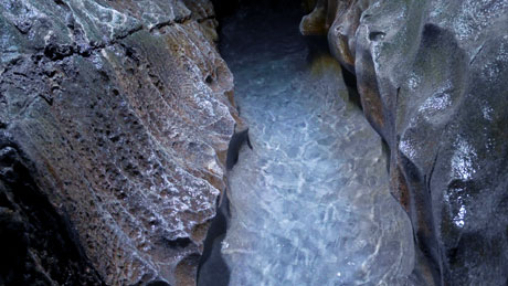 千仏鍾乳洞（せんぶつしょうにゅうどう）