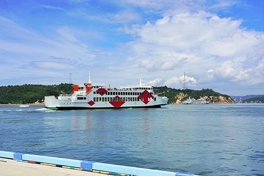香川県　直島・宮浦港