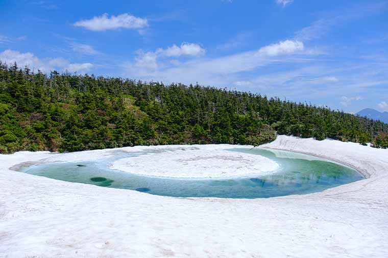 岩手県　八幡平ドラゴンアイ
