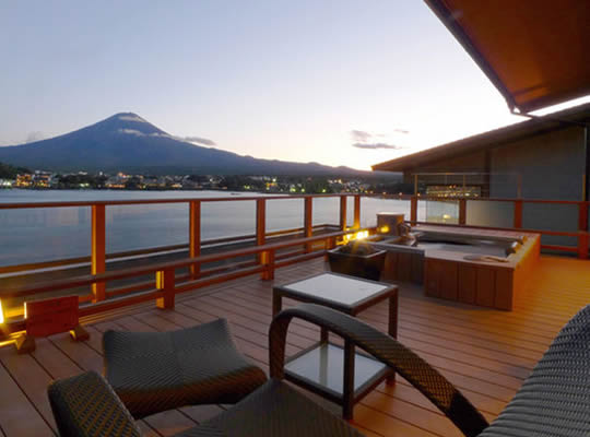 河口湖温泉　湖山亭うぶや