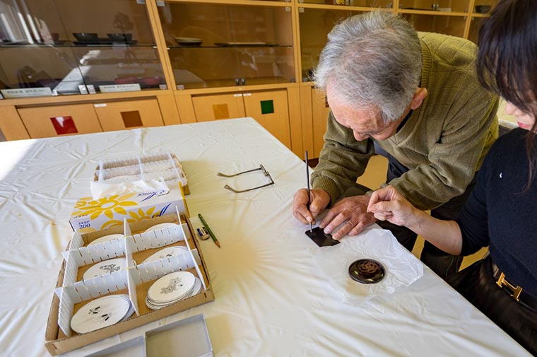 漆器のワークショップ