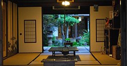 三重の古民家ゲストハウス　旅人宿石垣屋