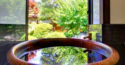 隠居の間　半露天風呂