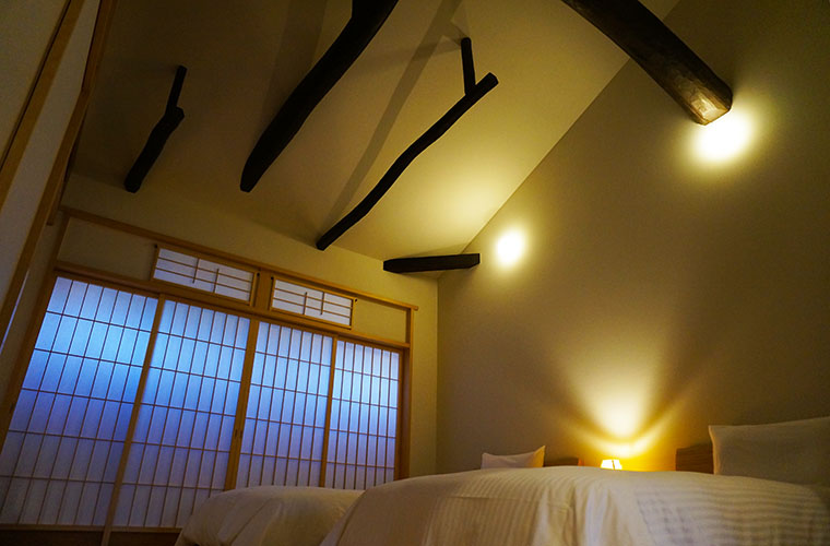 京の温所 岡崎の洋寝室