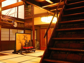 料亭旅館　八ツ三館