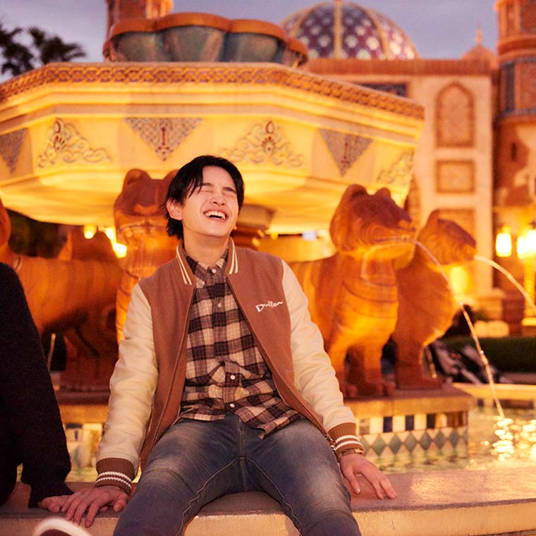 東京ディズニーシー　クリスマス　デート　鈴木康介