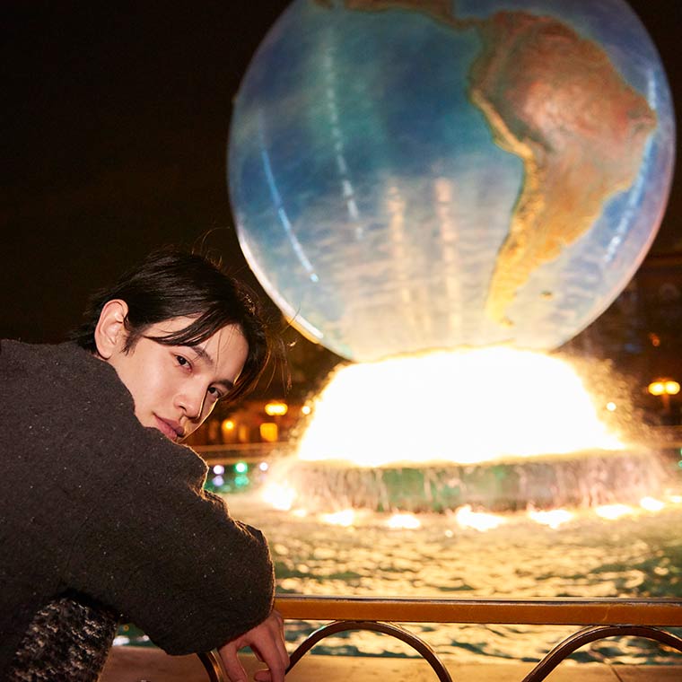 東京ディズニーシー　クリスマス　デート　鈴木康介