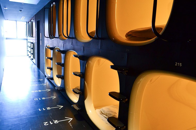 「ナインアワーズ浅草」カプセルフロア