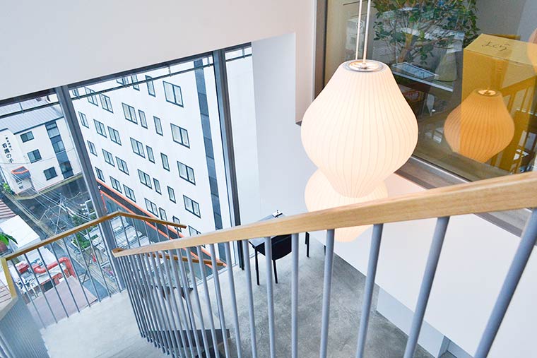 「ナインアワーズ浅草」エントランス