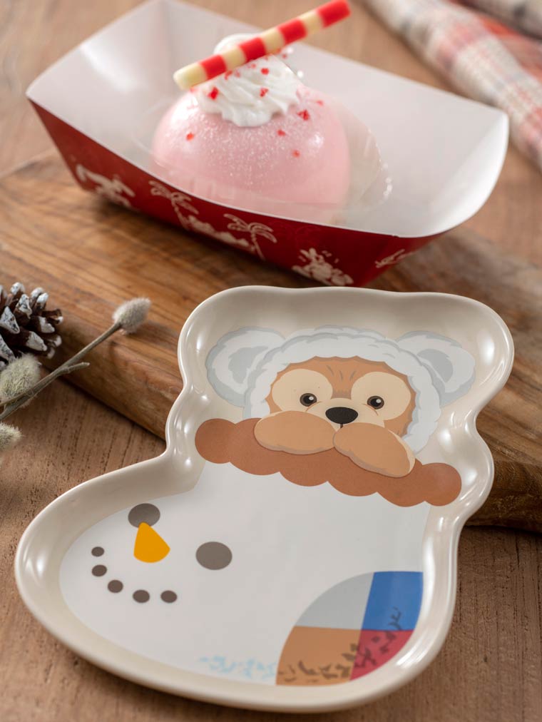  ダッフィー・クリスマス　ストロベリーミルクムースケーキ、スーベニアプレート付き