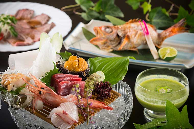 あわら温泉 伝統旅館のぬくもり 灰屋