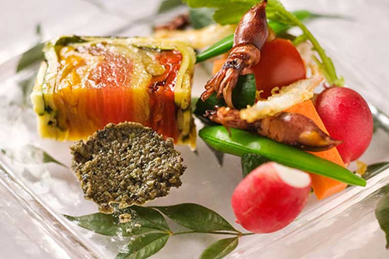 里山の宿 薪の音