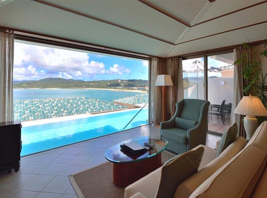 オリエンタルヒルズ沖縄