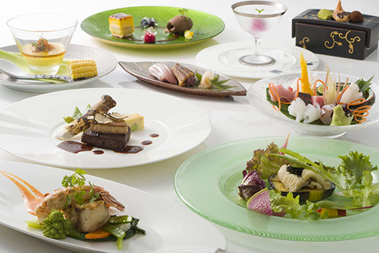 世界遺産　富士山を望む宿　富岳群青