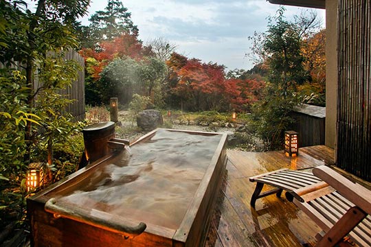 養老温泉　滝元館　遊季の里