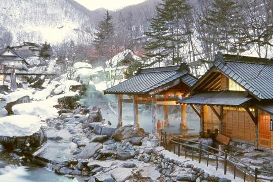 水上宝台樹スキー場（宝川温泉）