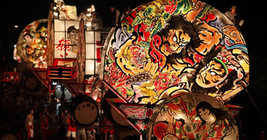 弘前ねぷたまつり（弘前市）