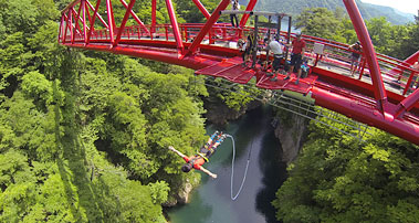 バンジージャンプ