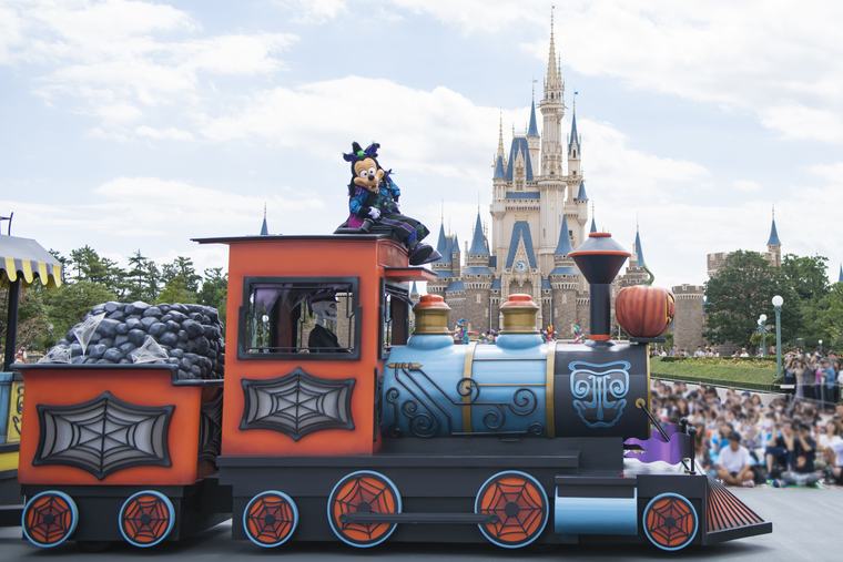 東京ディズニーランド 　ハロウィーンショー「スプーキー“Boo!”パレード」