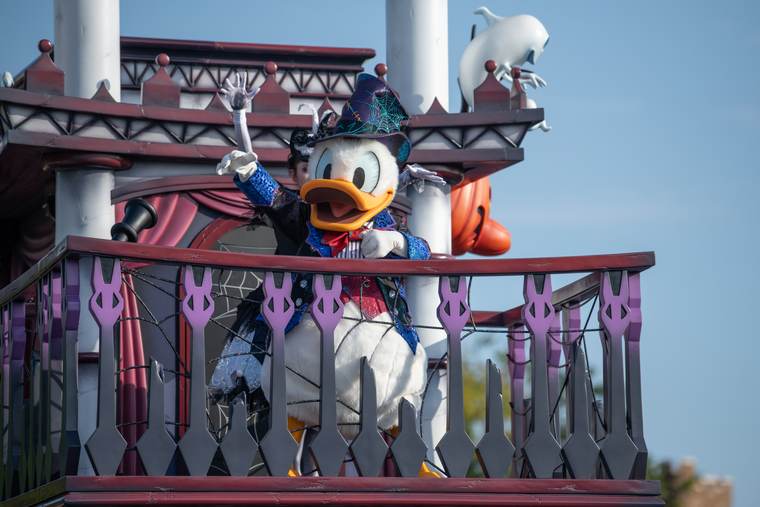 東京ディズニーランド 　ハロウィーンショー「スプーキー“Boo!”パレード」