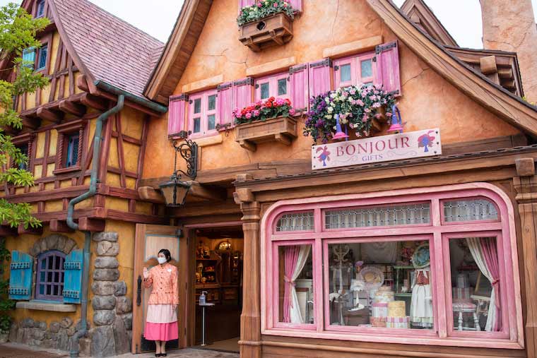 「ビレッジショップス」