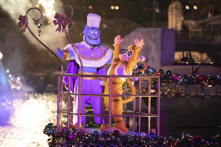 東京ディズニーシー　ショー　「カラー・オブ・クリスマス」
