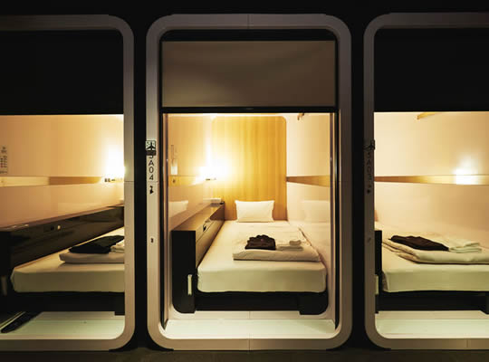 ファーストキャビン（ＦＩＲＳＴ　ＣＡＢＩＮ）京橋