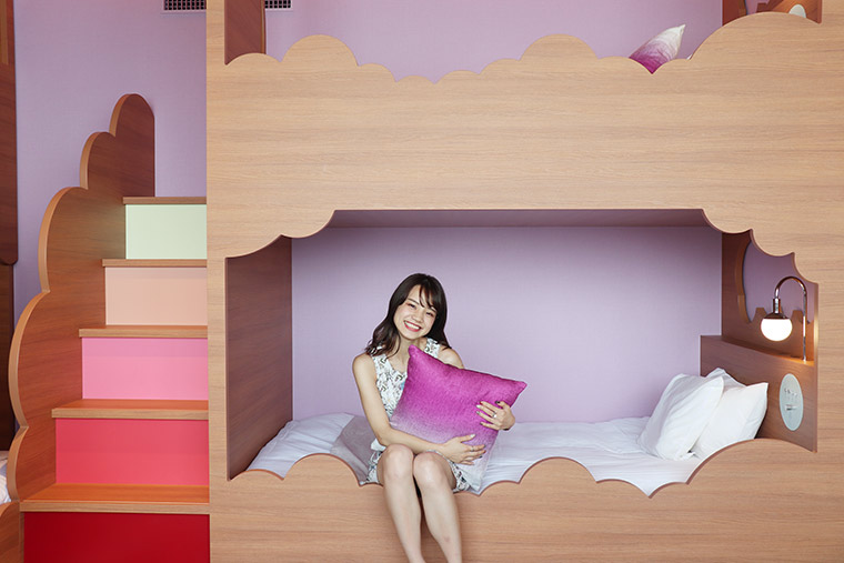 ユニバーサル ポート ヴィータ　ベッド