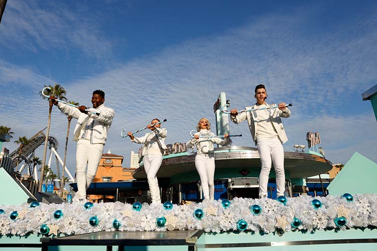 ユニバーサル・スタジオ・ジャパン「パワー・オブ・ポップ~クリスタル・クリスマスver.~」