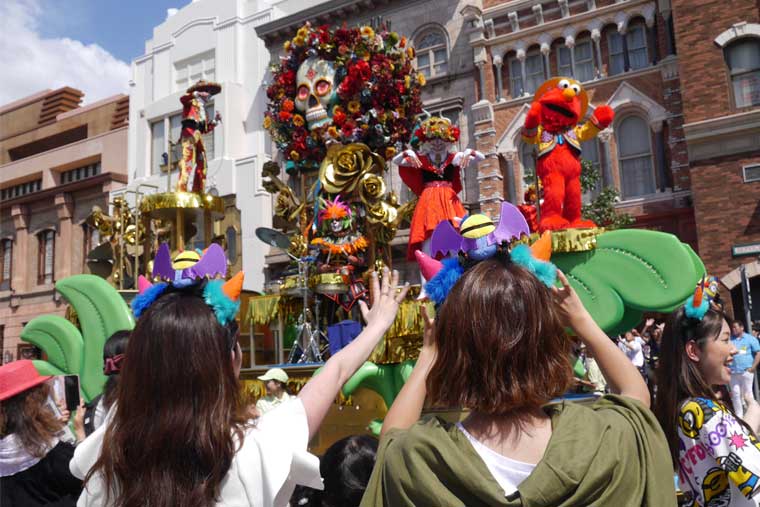 ユニバーサル・スタジオ・ジャパン「フェスタ・デ・パレード」