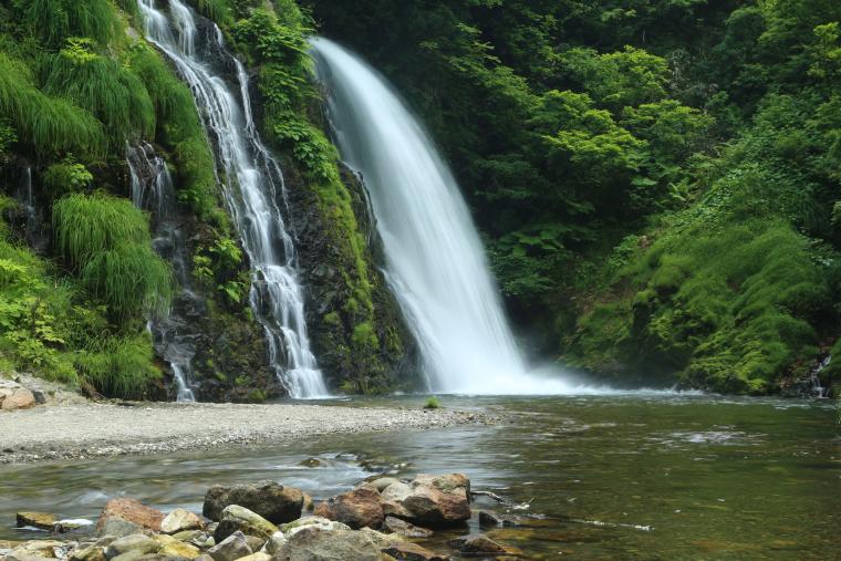 銀山温泉　白銀の滝（白銀公園内）