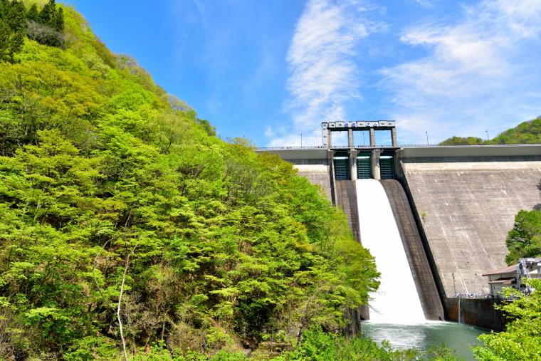 水上温泉郷　藤原ダム