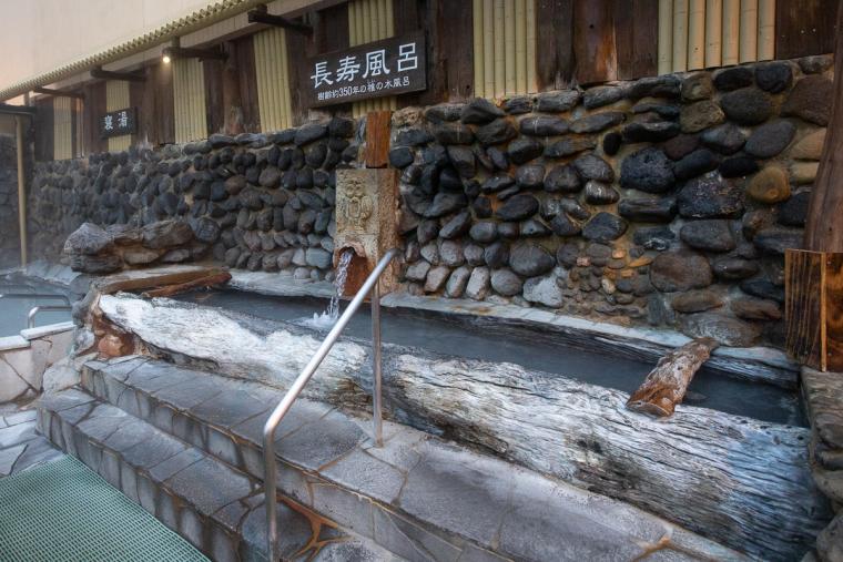 霧島ホテル　硫黄谷庭園大浴場