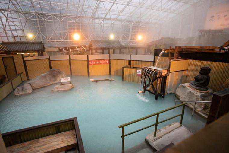 霧島ホテル　硫黄谷庭園大浴場