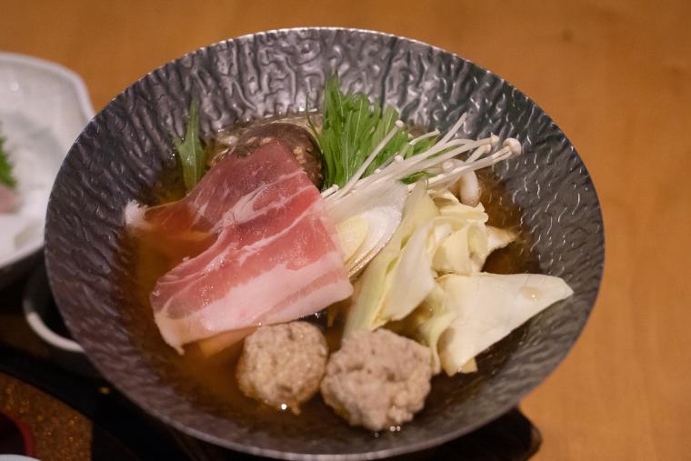 霧島ホテル　郷土会席　黒豚軍鶏鍋
