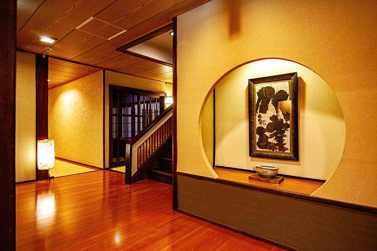 草津温泉の老舗旅館「奈良屋」　調度品