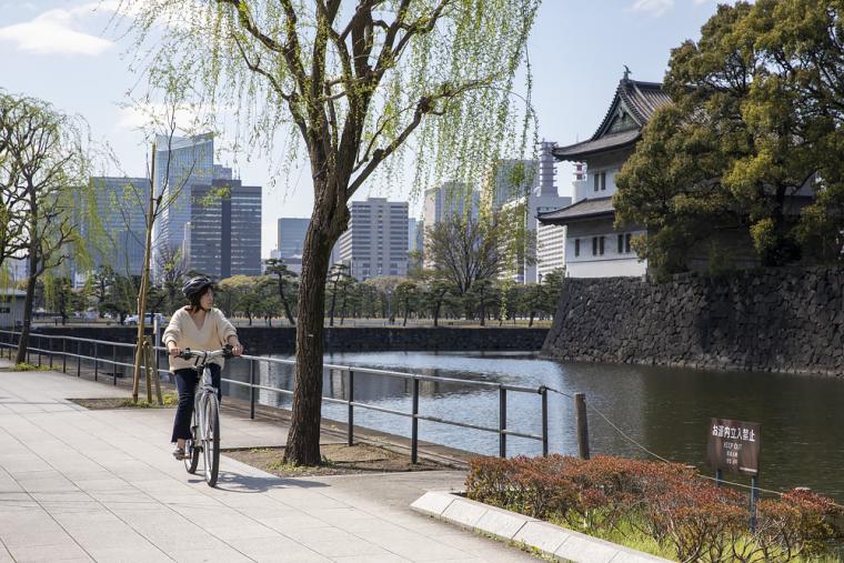 シャングリ・ラ　ホテル東京　BMW自転車