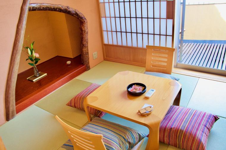 夢紡ぎの宿 ⽉の渚　部屋