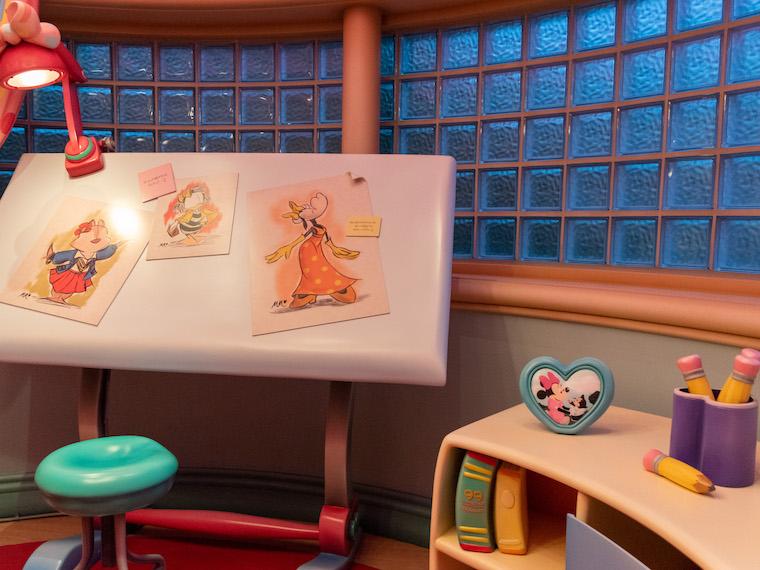 東京ディズニーランド「ミニーのスタイルスタジオ」夏限定ファッションを公開！