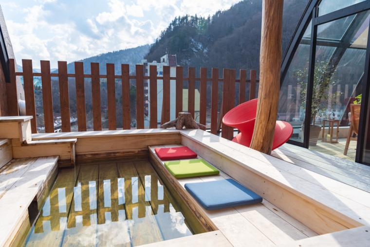 定山渓温泉 ぬくもりの宿 ふる川　ひだまりテラス ここの木